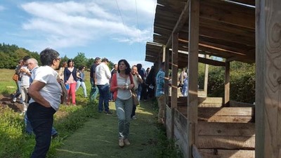 VALORACIN POSITIVA DOS REPRESENTANTES DE A GUARDA, OIA E O ROSAL SOBRE OS SISTEMAS DE COMPOSTAXE COECIDOS TRALA VIAXE A NAVARRA