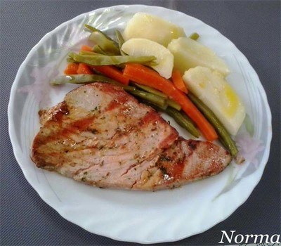 RECETA: LOMO DE ATN A LA PLANCHA CON VERDURAS