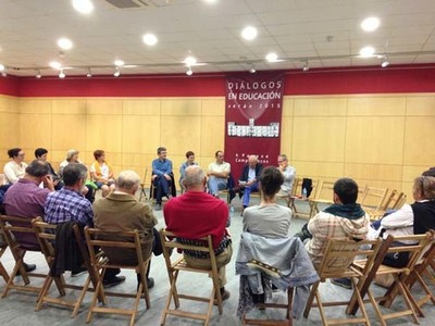 MOI BOA ACOLLIDA DO CICLO -DILOGOS EN EDUCACIN- PROMOVIDO POLO CONCELLO DA GUARDA NOS MESES DE XULLO, AGOSTO E SETEMBRO