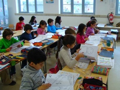 ANO ESCOLAR ARRANCA EM VALENA COM MAIS APOIOS AOS JOVENS E S FAMLIAS