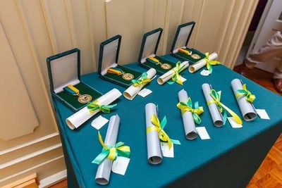 AUTARQUIA DISTINGUIU PERSONALIDADES E ENTIDADES CERVEIRENSES NO DIA DO MUNICPIO