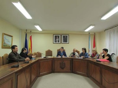 O ALCALDE PIDE COLABORACIN E IMPLICACIN DAS ASOCIACINS PARA MANTER A GUARDA COMO CABECEIRA DA COMARCA NO COMERCIO