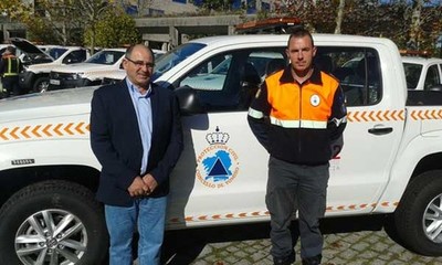 O GRUPO DE VOLUNTARIOS DE PROTECCIN CIVIL DE TOMIO CONTA CUN NOVO VEHCULO