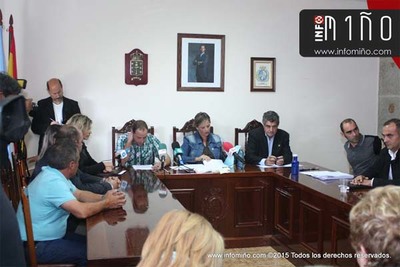 ESPECIAL- TENSO PLENO DE MOCIN DE CENSURA EN OIA