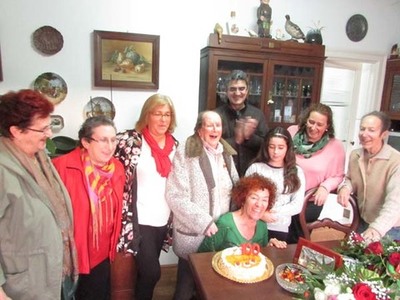 O CONCELLO FELICITA A MARA GONZLEZ PORTELA POLO SEU 100 ANIVERSARIO