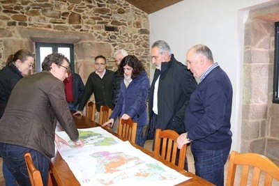 CORES TOURS COECE O PROXECTO DE APROVEITAMENTO DOS MONTES DE LOUREZA QUE SUPOR A PLANTACIN DE CASE 80.000 OLIVOS