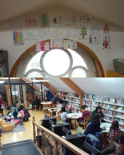 UNHA TRINTENA DE RAPACES E RAPAZAS PARTICIPAN NA SESIN DE CONTOS CONTADOS DA BIBLIOTECA MUNICIPAL DA GUARDA