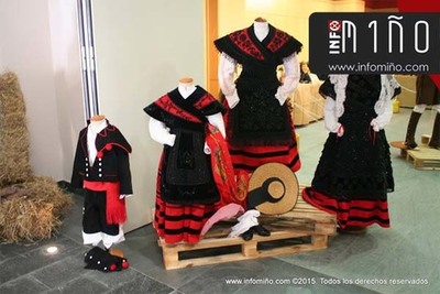 A DEPUTACIN LEVA  GUARDA UNHA EXPOSICIN SOBRE O TRAXE TRADICIONAL GALEGO