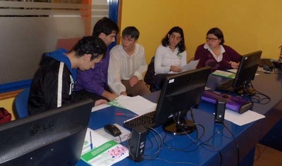 ENTREGA DE DIPLOMAS PARA OS/AS PARTICIPANTES DA 2 EDICIN - -QUERES TRABALLAR? AXUDMOSCHE!!-