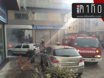 ARDE UN TURISMO NA CNTRICA RA VICENTE SOBRINO DE A GUARDA