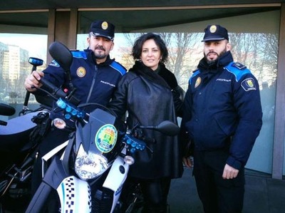 A POLICA LOCAL DE TOMIO AUMENTA O PARQUE MBIL DE VEHCULOS COA ADQUISICIN DUNHA MOTO