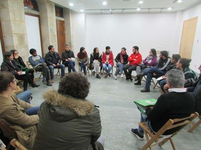 A SESIN DE -CONVERSAS COA XUVENTUDE- AFIANZA OS LAZOS ENTRE AS ASOCIACINS DA GUARDA