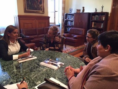 A DEPUTACIN DE PONTEVEDRA ACOLLE A PRESENTACIN DO CALENDARIO DO COLEXIO RURAL AGRUPADO MESTRA CLARA TORRES DE TUI