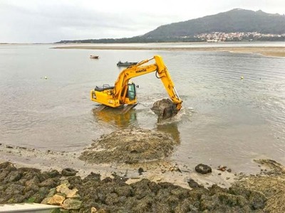 MUNICPIO DESOBSTRUU CANAL DE NAVEGAO DE ACESSO AO -CAIS DE RUA-