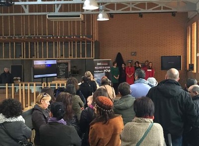 A PRESIDENTA DA DEPUTACIN DE PONTEVEDRA E A ALCALDESA DE TOMIO INAUGURAN A MOSTRA ITINERANTE -MULLERES EN ACCIN: VIOLENCIA ZERO-