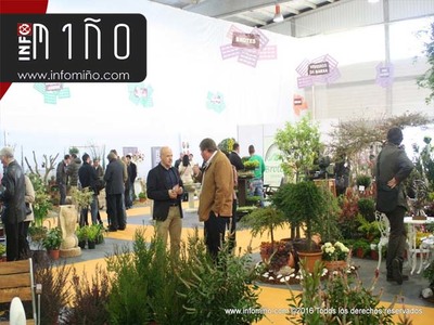 OS PRODUTORES DE PLANTA ORNAMENTAL PRESENTES NA MOSTRA DE CULTIVOS DO BAIXO MIO LOGRAN INCREMENTAR NUN 40% O VOLUME DE NEGOCIO E CONTACTOS COMERCIAIS