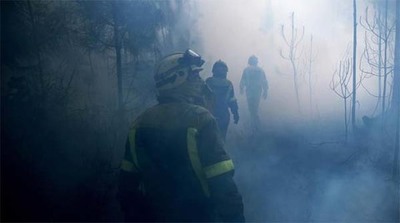 CINCO MOCINS NO BAIXO MIO EN APOIO O SERVICIO PBLICO DE INCENDIOS