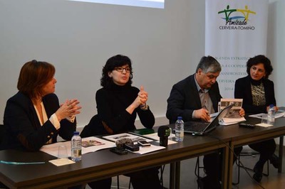 TOMIO E CERVEIRA DAN UN PASO MIS NA SA INTEGRACIN COA CREACIN DUNHA AXENDA CULTURAL E DEPORTIVA