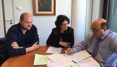 O GOBERNO DE TOMIO VAI ASINAR UN CONVENIO DE COLABORACIN COA CONSELLERA DE EDUCACIN PARA FACER MELLORAS NOS COLEXIOS DURANTE O VERN