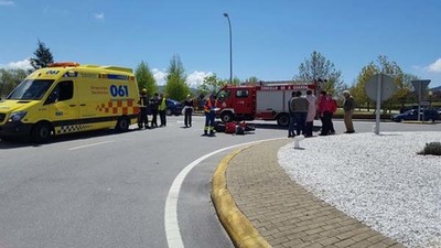 UN FERIDO TRAS UNHA COLISIN ENTRE UNHA MOTOCICLETA E UN TURISMO NO ROSAL