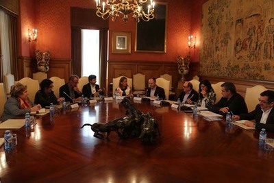 A DEPUTACIN DE PONTEVEDRA PRESENTA UN PROXECTO PARA IMPULSAR A MEMORIA HISTRICA -O MIO: SOLIDARIEDADE SEN FRONTEIRAS-