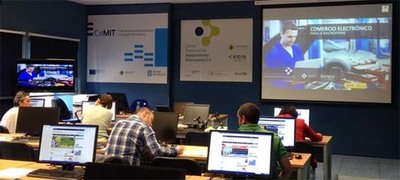 CARMELA SILVA DESTACA O PROXECTO ?SMARTPEME- COMO UN IMPULSO  INICIATIVA ECONMICA DA PROVINCIA