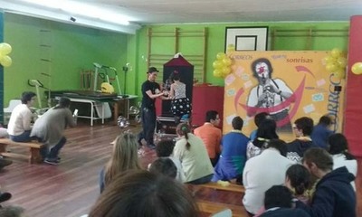 -CORREOS REPARTE SONRISAS- EN EL COLEGIO DE EDUCACIN ESPECIAL SAN XEROME DE A GUARDA