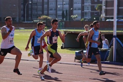 El rosaleiro Javier Costas logra la mnima para el Campeonato de Espaa Junior en los 200 metros