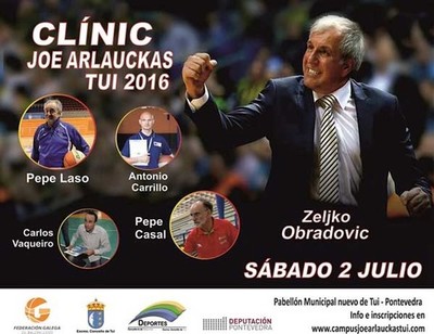 Zeljko Obradovic, o rei europeo do basket, en Tui.