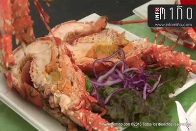ESPECIAL - Milleiros de visitantes achegronse  Guarda para disfrutar da programacin da Festa da Langosta e da Cocia Marieira