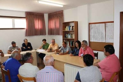 Cores Tours visitou a Comunidade de Montes de Burgueira en Oia para comprobar as tarefas preventivas de loita contra o lume