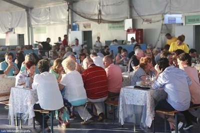 Vila Praia de Ancora escolhida como destino turstico por milhares de pessoas este fim de semana