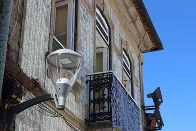 Autarquia cerveirense substitui e refora iluminao pblica no centro histrico