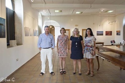 La exposicin de fotografa y vdeo -Un Mar de Emocins- es uno de esos eventos que uno no debe perderse en A Guarda