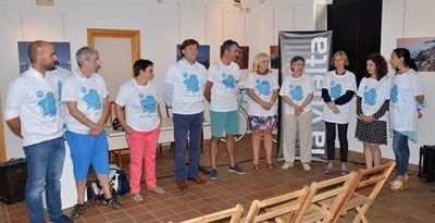 A iniciativa -Camisetas solidarias la vuelta 2016- recaudar fondos para a asociacin stop accidentes 