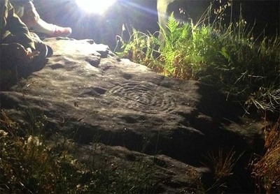A Jalleira organiza este sbado unha sada nocturna para coecer os petroglifos do Rosal