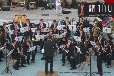 ESPECIAL- A Guarda acolleu o pasado sbado a X edicin do Festival de Bandas Vila de A Guarda