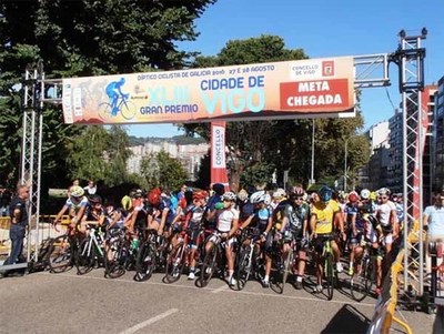 XLIII G.P. Cidade de Vigo con podios de Iker e Mara do CC O Rosal