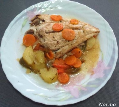 Receta: Palometa con verduras al horno