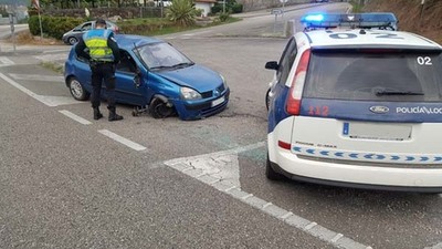 Sada de va dun turismo sen feridos en Tomio