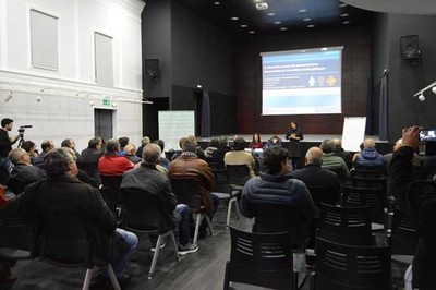 Expertos abordan en Tomio o problema                         do saneamento en concellos rurais con moita dispersin