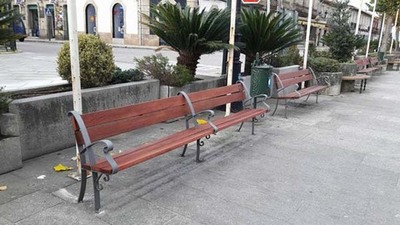 Tui destinou 13.000? neste ano  substitucin do mobiliario urbano deteriorado