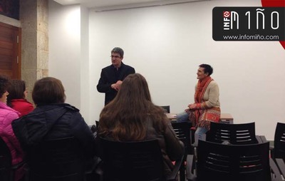 A Guarda acolleu a presentacin do libro Alimentacin Holstica de Gloria Prez