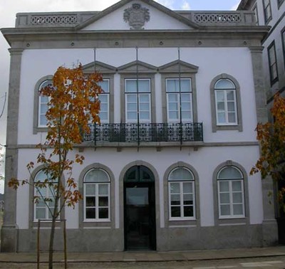 Valena com mais Servios Bsicos para Populao