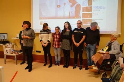 O programa de maiores en Tomi�o remata a s�a actividade anual cun concurso de postais de Nadal 