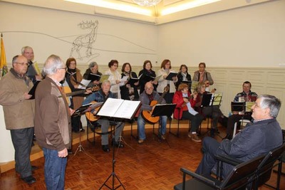 Seniores cantam as janeiras ao Presidente da C�mara Municipal de Vila Nova de Cerveira