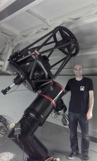 O operador de telescopios Victor Tilve visita este Luns o IES A Sangri�a de A Guarda