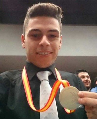 O Rosaleiro Ral Fernndez Lorenzo proclmase Campin do SpainSkills 2017