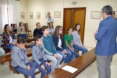  O Concello da Guarda recibe a destacados deportistas locais