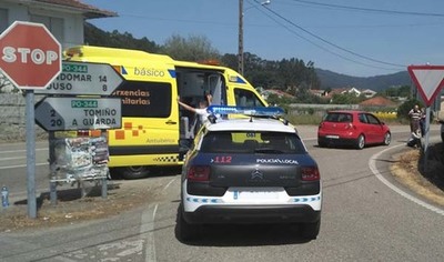 Accidente de circulacin entre un ciclista y un turismo en Hospital(Tomio) 